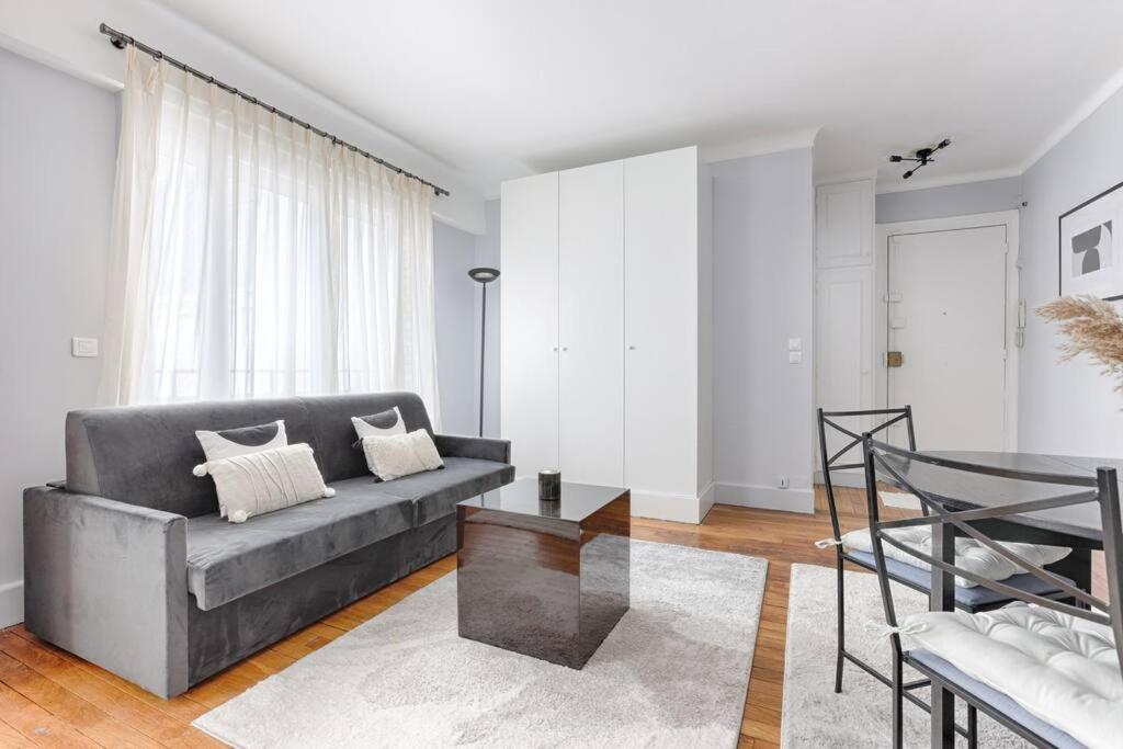 Matignon Saint-Honore : Magnifique Appartement 1Br Paris Exterior foto