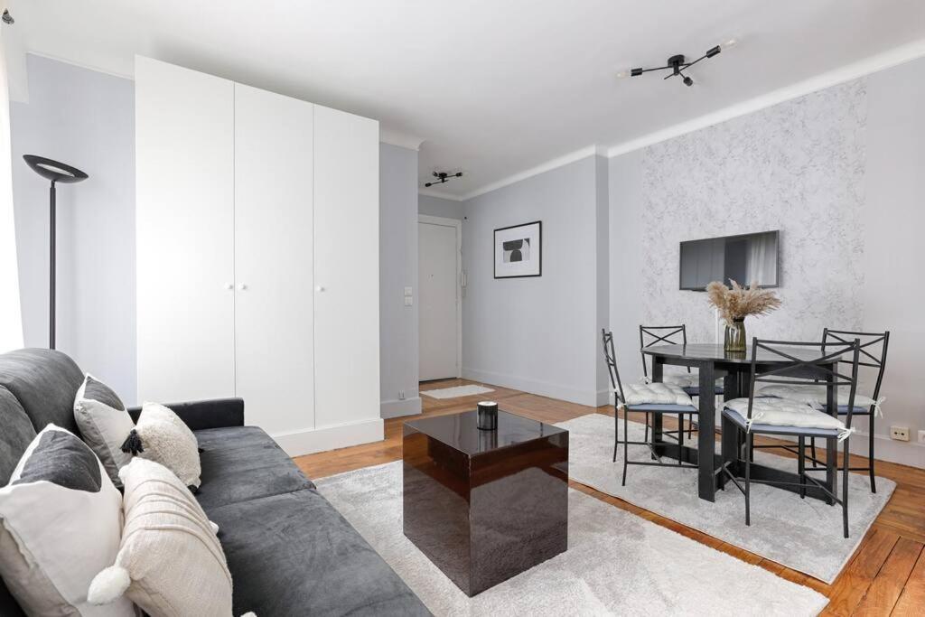 Matignon Saint-Honore : Magnifique Appartement 1Br Paris Exterior foto